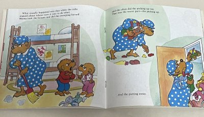 画像2: The Berenstain Bears and the Messy Room◇ソフトカバー絵本 バーンスタインベアーズのお話