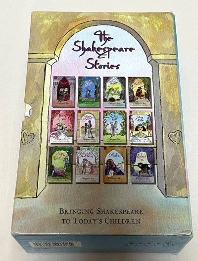 画像3: The Shakespeare Stories Complete Box12冊セット◇シェイクスピアの有名作品が12作品入っているBOX。各本が約60ページ