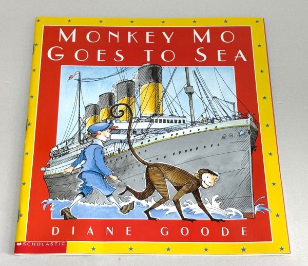 画像1: Monkey Mo Goes to Sea◇豪華客船ブルースター号での昼食会に招待され大喜びのおさるさんです (1)