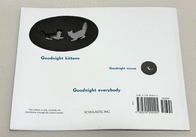 画像3: Goodnight moon◇おやすみなさい おつきさまの英語版絵本