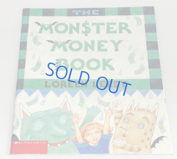 画像1: The monster money book◇モンスターたちが登場し、子どもたちに「お金とは何か」「どうやって使うのか」「どうやって貯めるのか」を楽しく教えてくれるお話 (1)