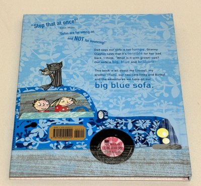 画像3: Our Big Blue Sofa◇兄妹のジェシーとトムが、家の大きな青いソファを舞台に、毎日さまざまな冒険を繰り広げる物語