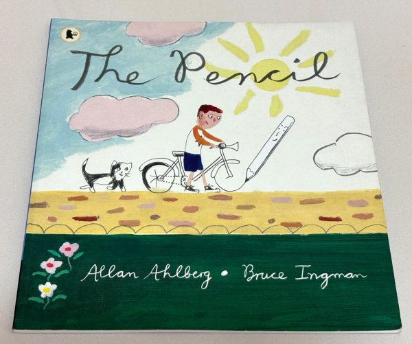 画像1: The Pencil◇1本の鉛筆からすべてがはじまる、ユーモラスで創造力あふれるイギリス発の英語絵本 (1)