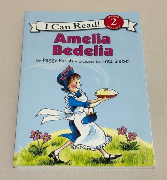 画像1: Amelia Bedelia◇読むたびにくすっと笑える、言葉の面白さがいっぱいなお話 (1)
