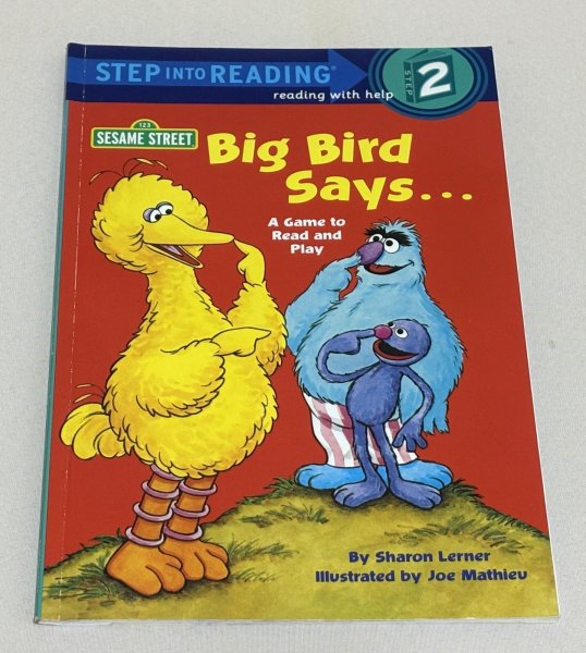 画像1: Big Bird Says...◇「Simon Says」をBig Birdがホストすると…？ユーモラスで身体も言葉も使う、飛び跳ねる楽しさが溢れ出す英語絵本 (1)